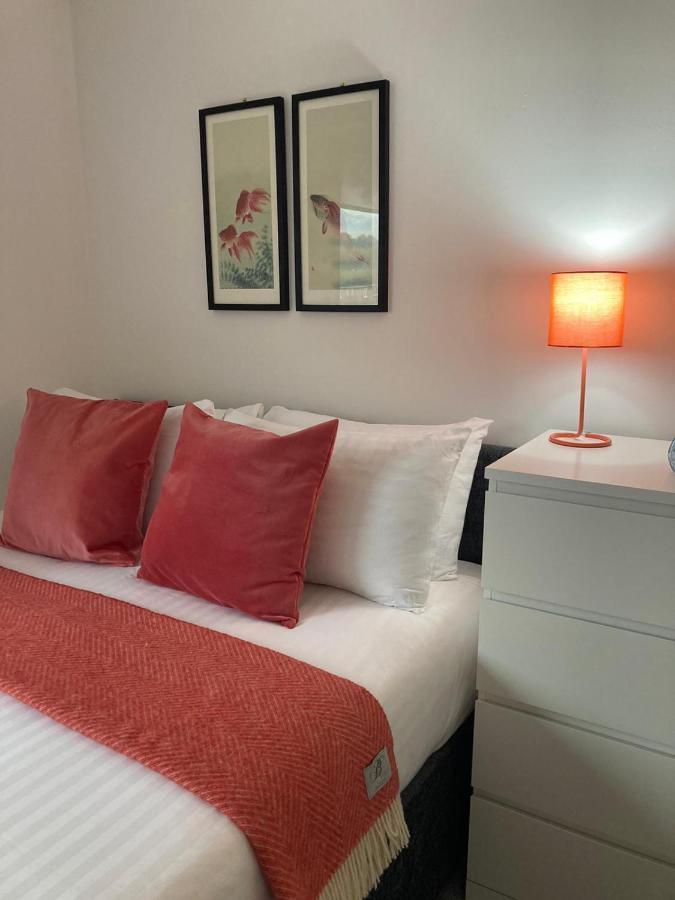 Walker Suite No73 - Donnini Apartments Kilmarnock Zewnętrze zdjęcie