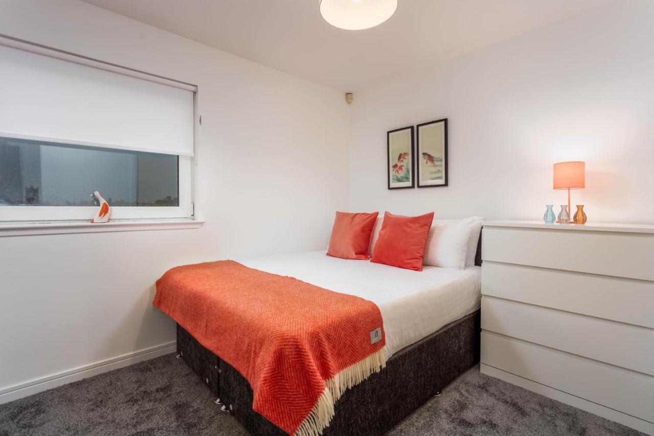 Walker Suite No73 - Donnini Apartments Kilmarnock Zewnętrze zdjęcie