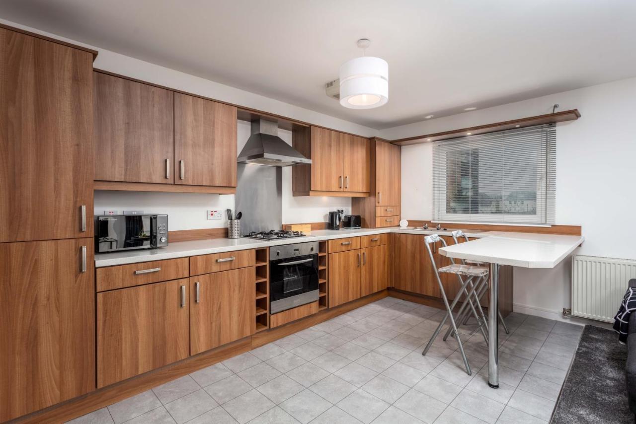 Walker Suite No73 - Donnini Apartments Kilmarnock Zewnętrze zdjęcie